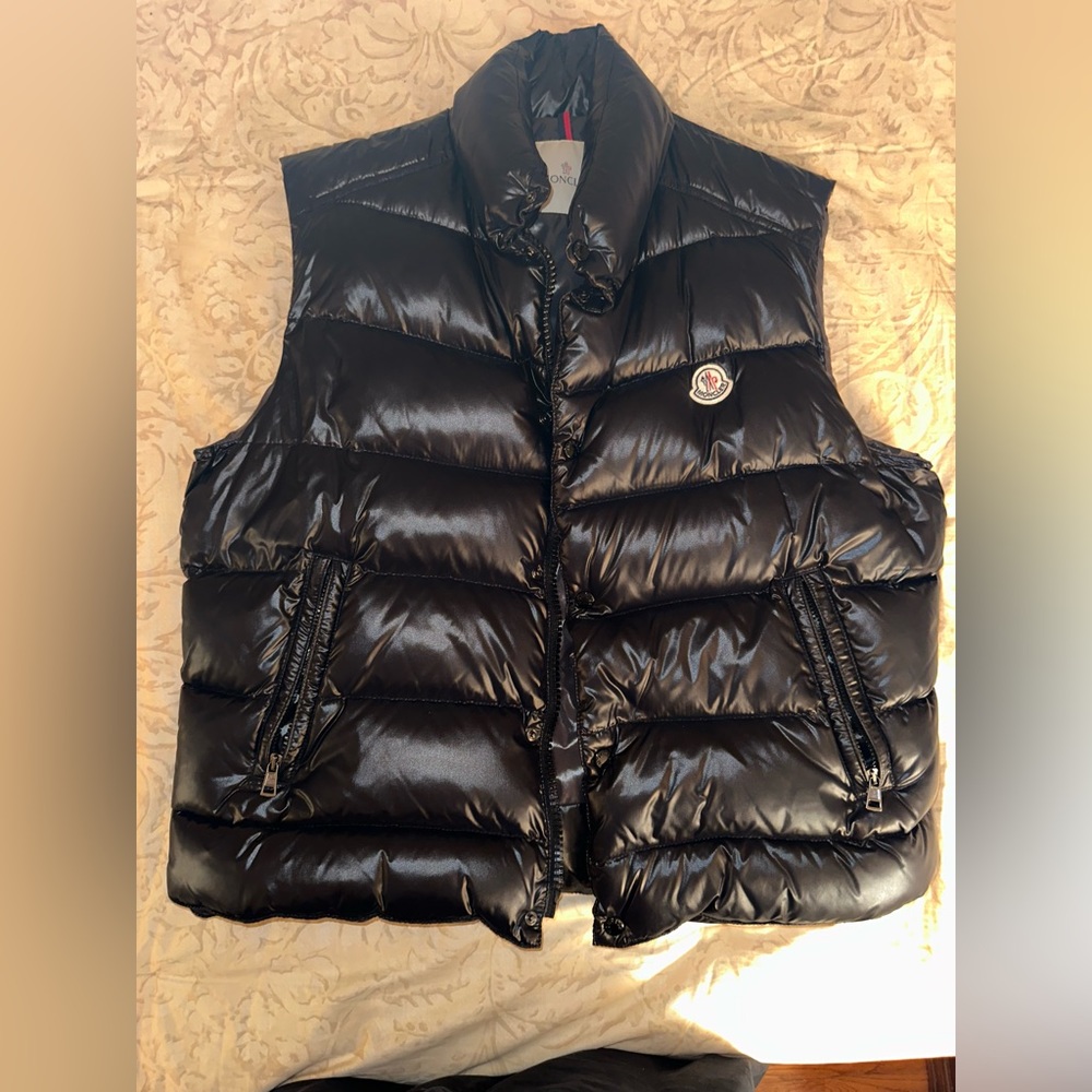 Shiny Black Vest